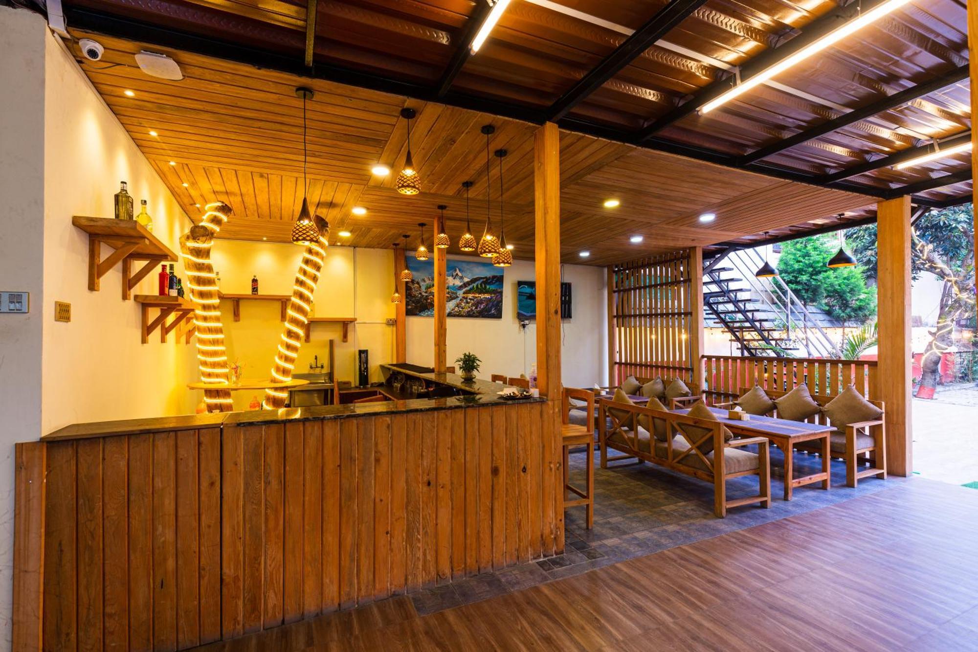 Hotel Harmony & Little Bites Bistro Jawlakhel Экстерьер фото